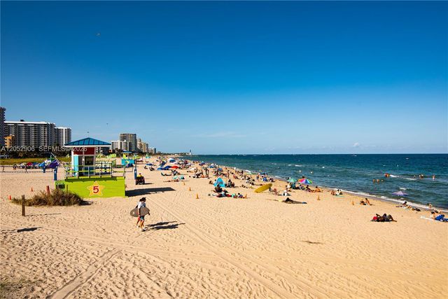 3220 NE 10th St 17, Pompano Beach, FL 33062