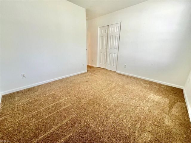205 Dillwyn DR, Chesapeake, VA 23322