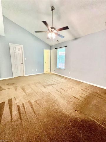 205 Dillwyn DR, Chesapeake, VA 23322
