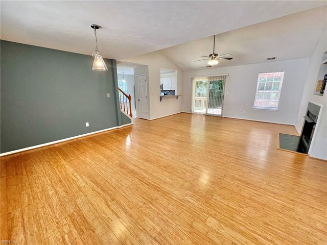 205 Dillwyn DR, Chesapeake, VA 23322