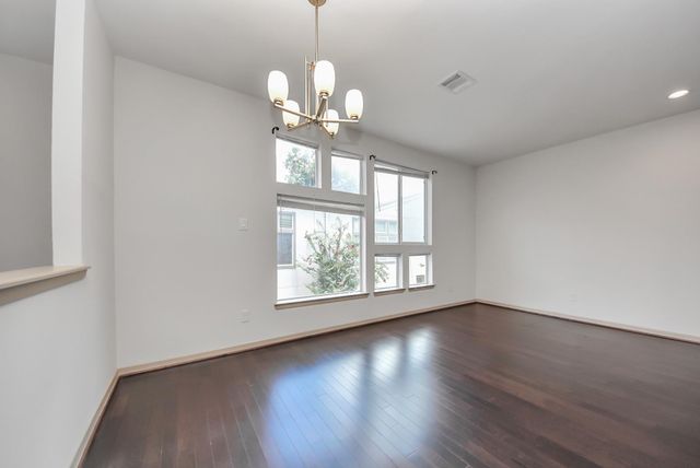 5326 Avenue J, Houston, TX 77011