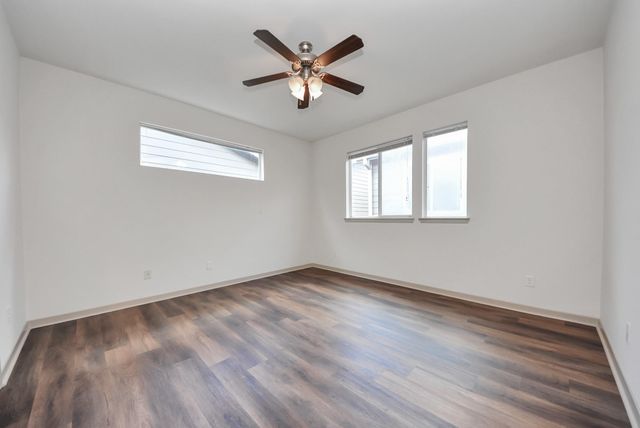 5326 Avenue J, Houston, TX 77011