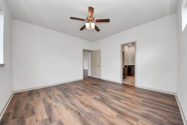 5326 Avenue J, Houston, TX 77011