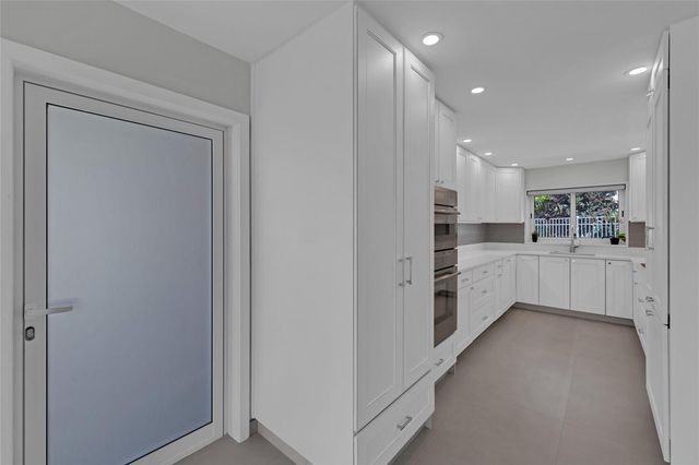 1922 S Ocean Lane 10, Fort Lauderdale, FL 33316