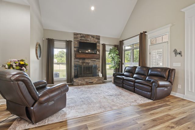 11178 Stewarts Ferry Pike, Lebanon, TN 37090