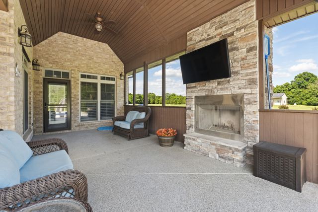 11178 Stewarts Ferry Pike, Lebanon, TN 37090