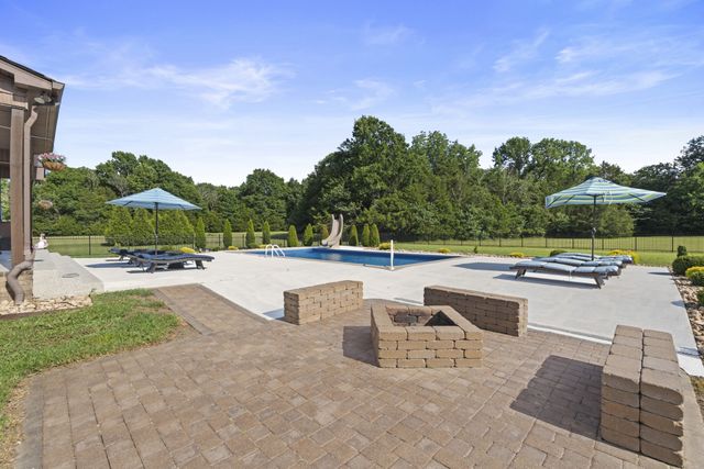 11178 Stewarts Ferry Pike, Lebanon, TN 37090