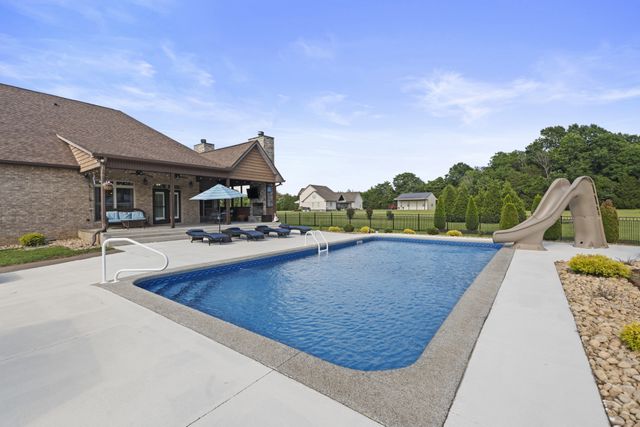 11178 Stewarts Ferry Pike, Lebanon, TN 37090
