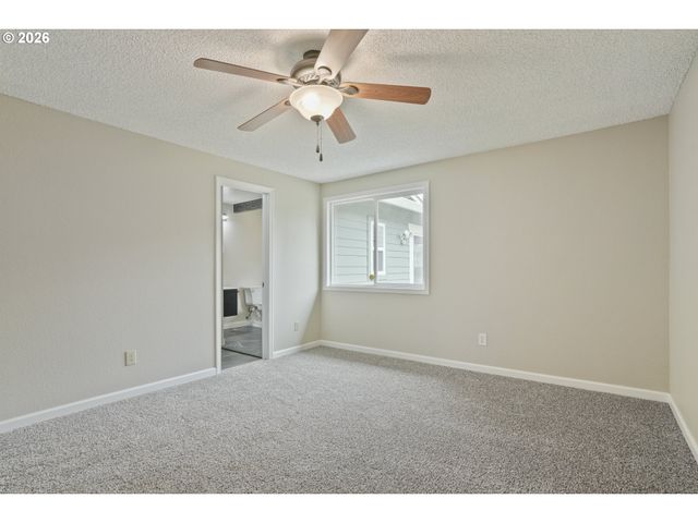 12905 Ne 36TH St, Vancouver, WA 98682