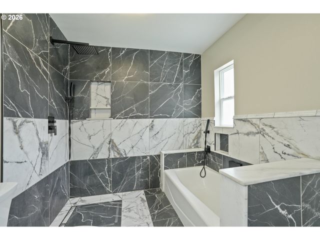 12905 Ne 36TH St, Vancouver, WA 98682