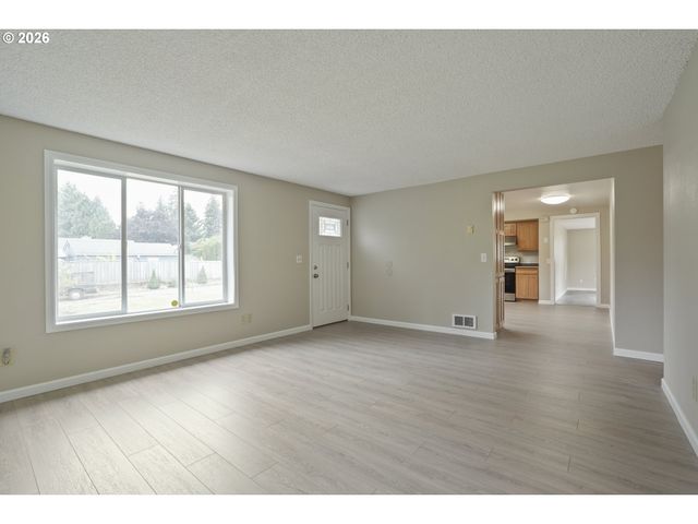 12905 Ne 36TH St, Vancouver, WA 98682