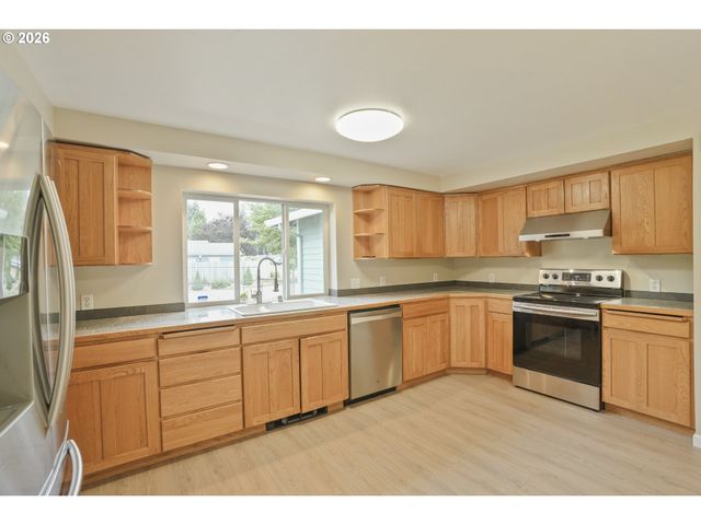 12905 Ne 36TH St, Vancouver, WA 98682