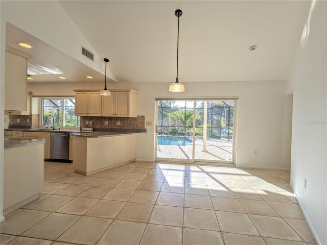 5456 AZURE WAY, Sarasota, FL 34242