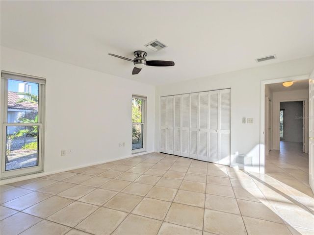 5456 AZURE WAY, Sarasota, FL 34242