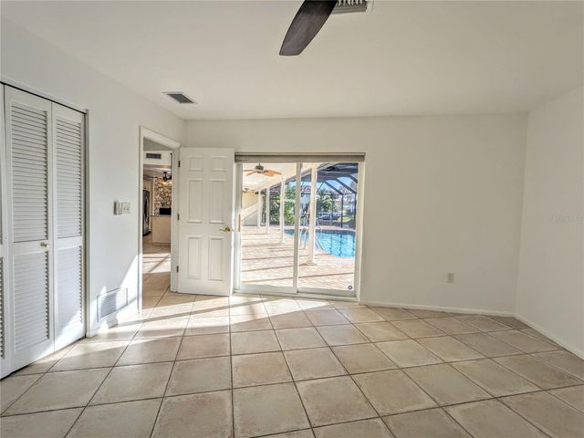 5456 AZURE WAY, Sarasota, FL 34242