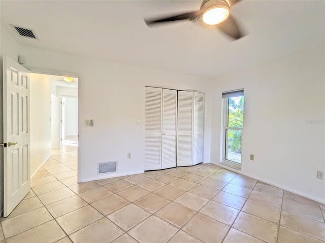 5456 AZURE WAY, Sarasota, FL 34242