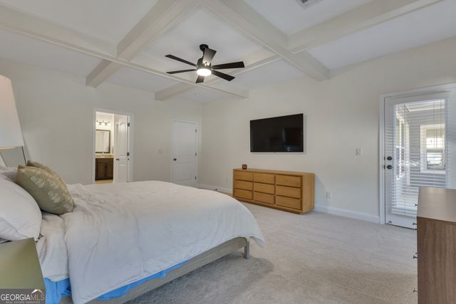 110 Sparrows Cove, Fayetteville, GA 30215