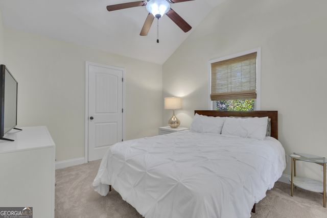 110 Sparrows Cove, Fayetteville, GA 30215