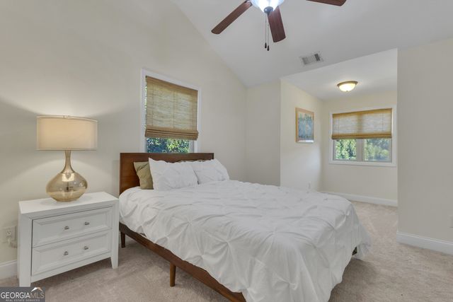 110 Sparrows Cove, Fayetteville, GA 30215