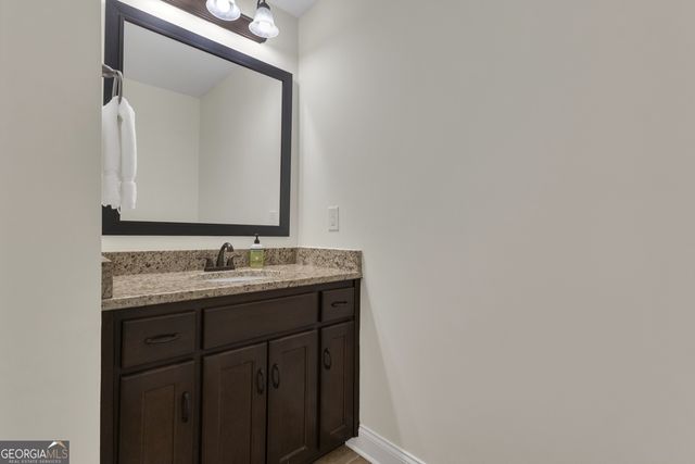 110 Sparrows Cove, Fayetteville, GA 30215