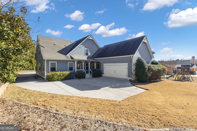 110 Sparrows Cove, Fayetteville, GA 30215