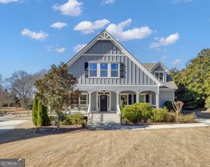 110 Sparrows Cove, Fayetteville, GA 30215