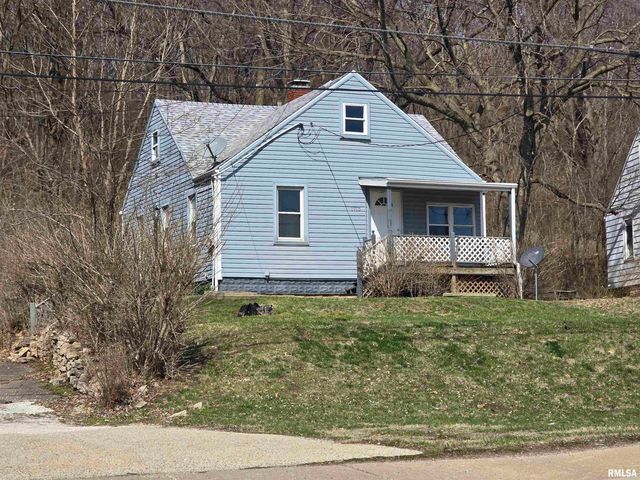 1915 E WASHINGTON Street, East Peoria, IL 61611