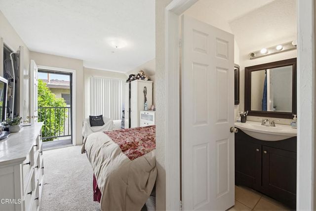 847 N Raymond Avenue 9A, Pasadena, CA 91103