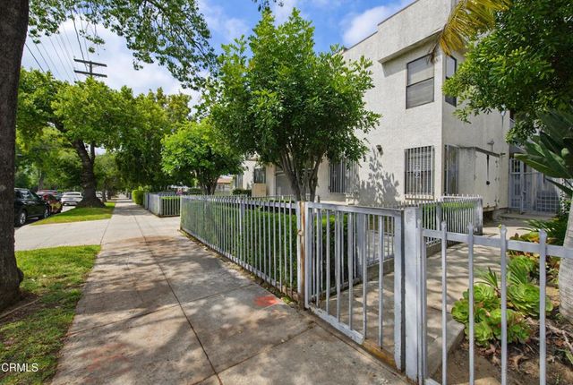 847 N Raymond Avenue 9A, Pasadena, CA 91103