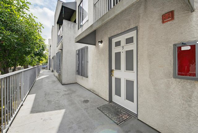 847 N Raymond Avenue 9A, Pasadena, CA 91103