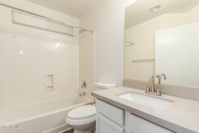 42634 W COLBY Drive, Maricopa, AZ 85138