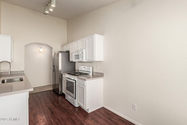 42634 W COLBY Drive, Maricopa, AZ 85138