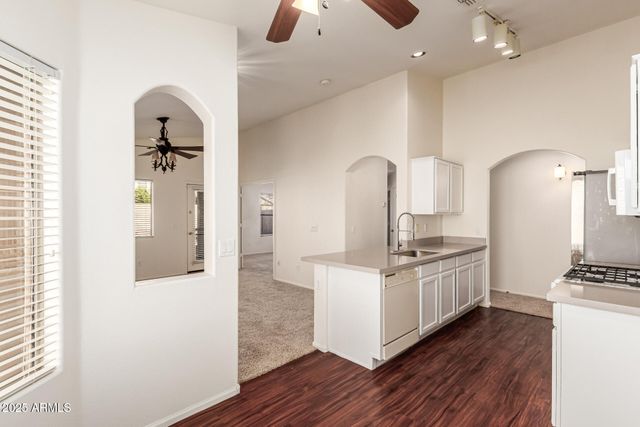 42634 W COLBY Drive, Maricopa, AZ 85138