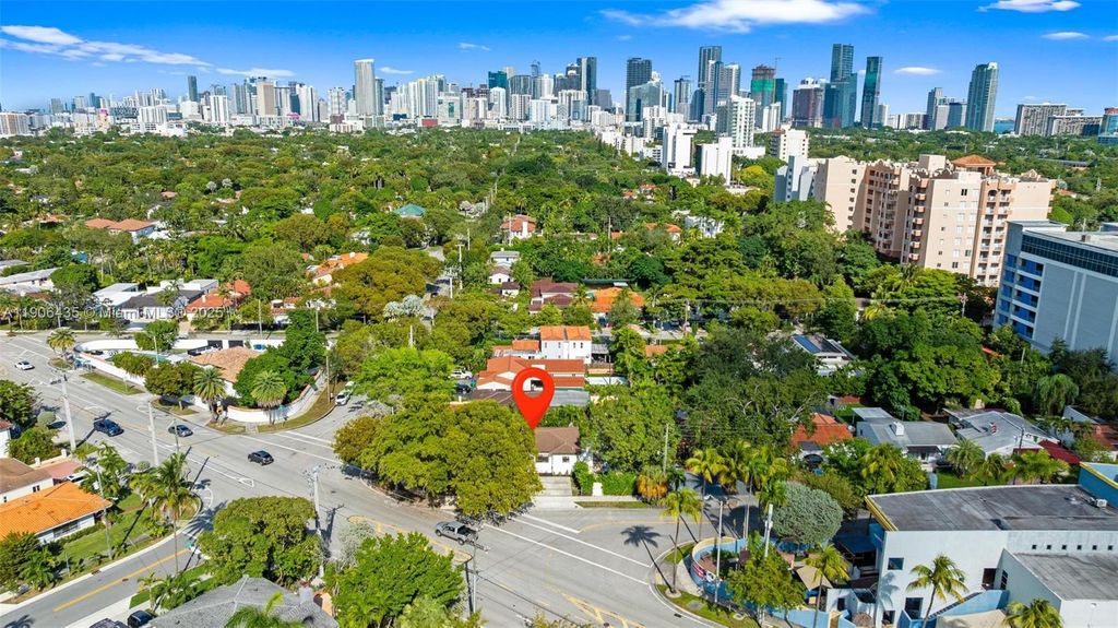 375 SW 32nd Rd, Miami, FL 33129