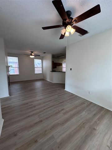 1315 E Brown Street, Wylie, TX 75098