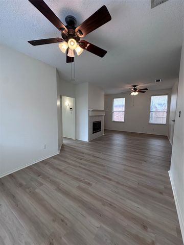 1315 E Brown Street, Wylie, TX 75098