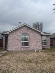 1315 E Brown Street, Wylie, TX 75098