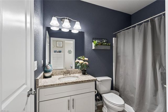 1214 Mount Horeb ST, Suffolk, VA 23434
