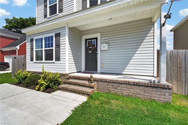 1214 Mount Horeb ST, Suffolk, VA 23434