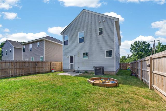 1214 Mount Horeb ST, Suffolk, VA 23434