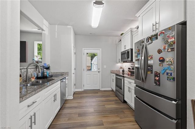 1214 Mount Horeb ST, Suffolk, VA 23434