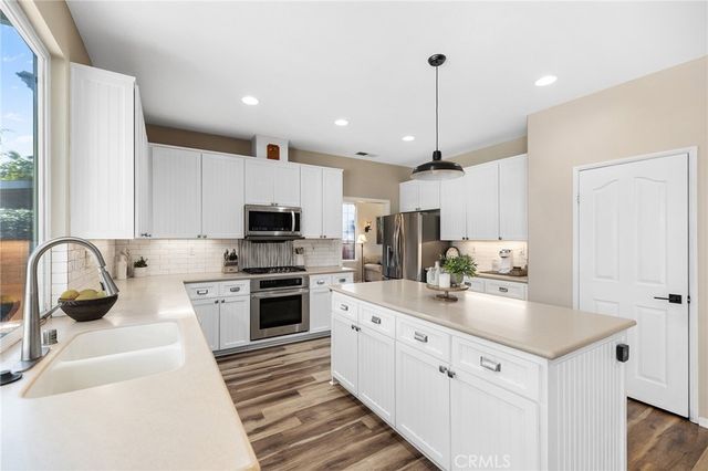 29687 Rossiter, Murrieta, CA 92563