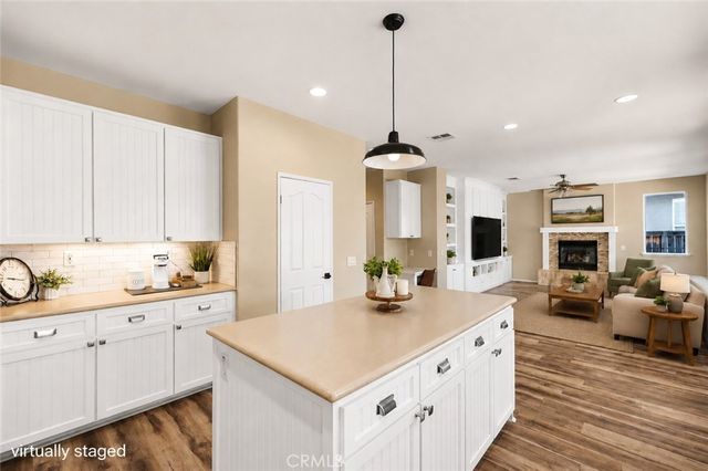 29687 Rossiter, Murrieta, CA 92563