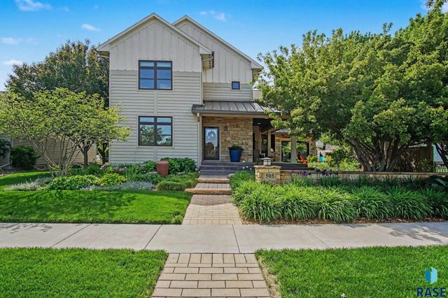 505 N Pasque Flower Trl Trail, Brandon, SD 57005