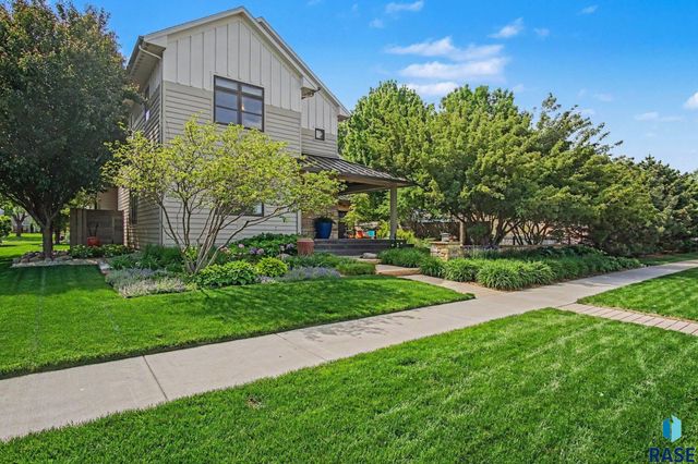 505 N Pasque Flower Trl Trail, Brandon, SD 57005