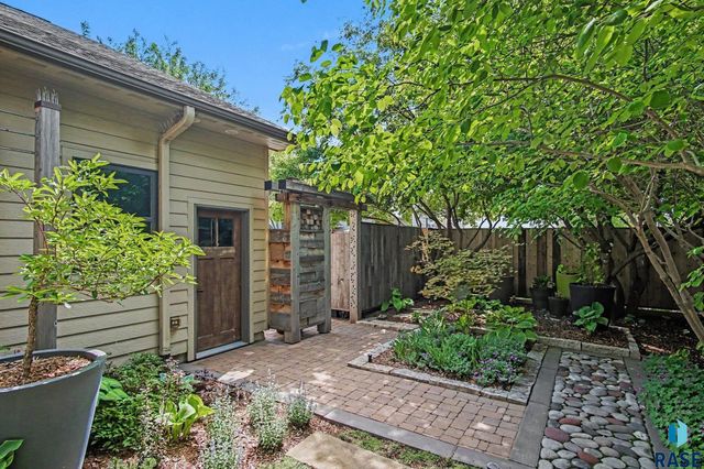 505 N Pasque Flower Trl Trail, Brandon, SD 57005