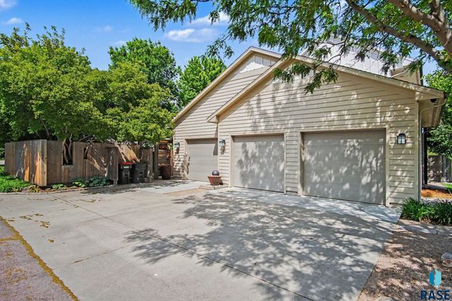 505 N Pasque Flower Trl Trail, Brandon, SD 57005