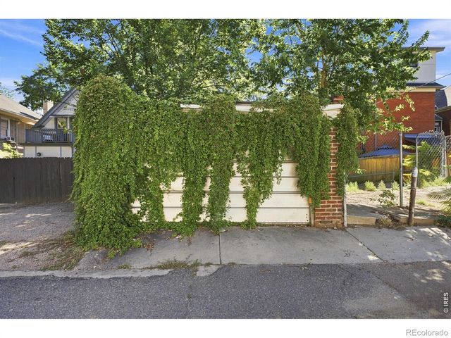 1445 Saint Paul Street, Denver, CO 80206