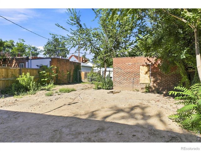1445 Saint Paul Street, Denver, CO 80206