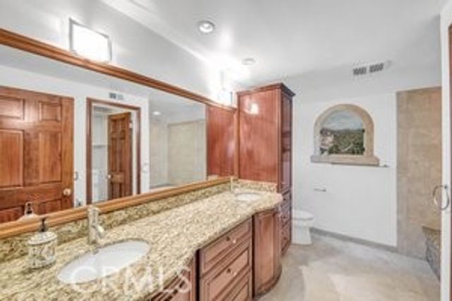 25152 Mammoth, Lake Forest (el Toro), CA 92630